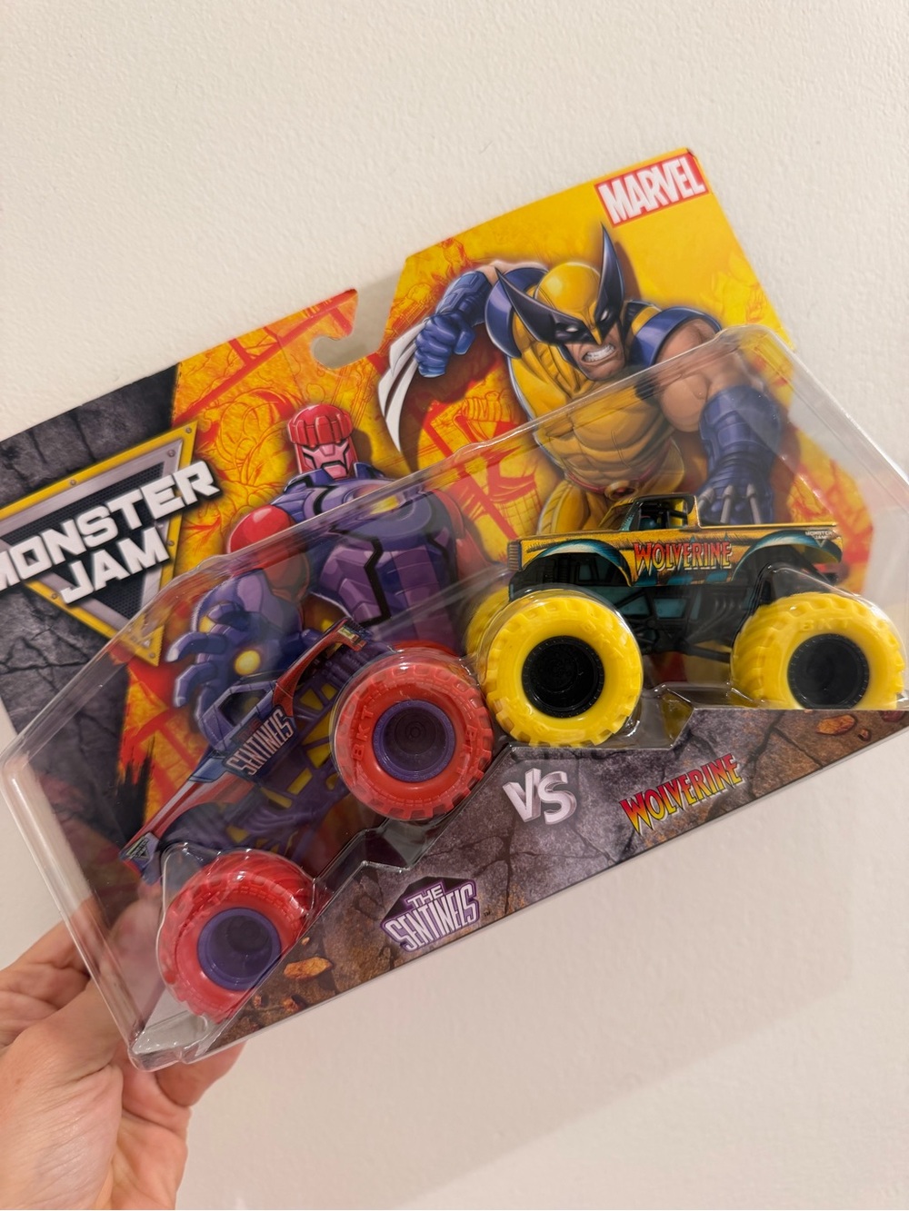 Monster Jam Marvel The Sentinels vs. Wolverine Monster Truck Set